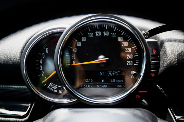 極致的英紳範兒,高配MINI,能把玩,能家用——Clubman Cooper 極致的英紳範兒,高配MINI,能把玩,能家用——Clubman Cooper