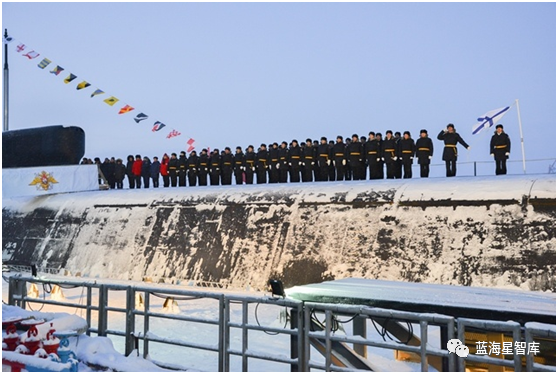 吳晨 | 俄羅斯海軍2艘新型核潛艇交付