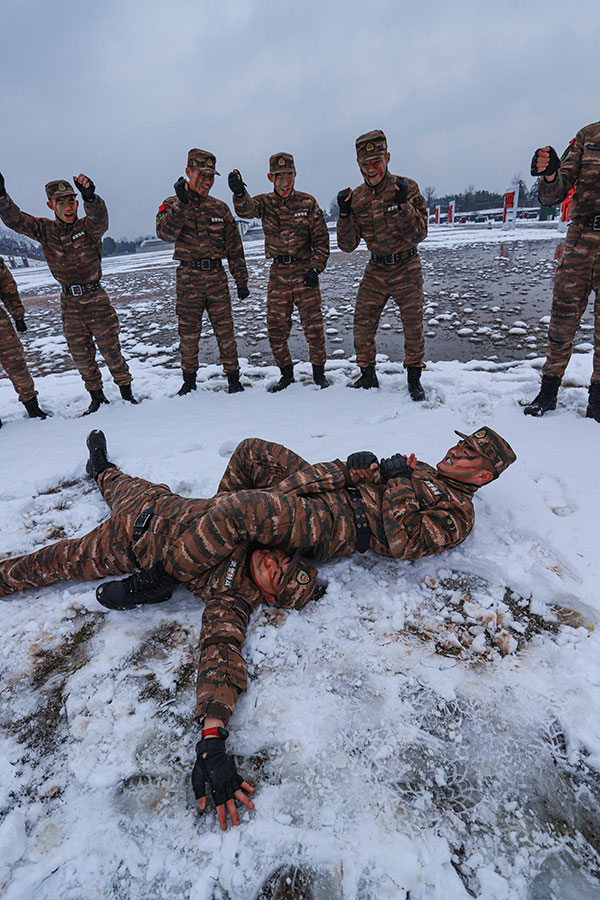 戰鼓催春｜虎氣盈盈！一組激燃雪中練兵圖帶你感受雪中軍營