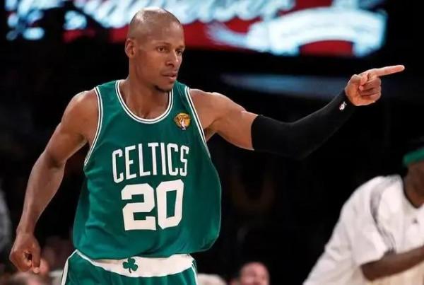 跑位射手與站樁射手的區別，跑位射手價值更大，跑位絕技正在消失