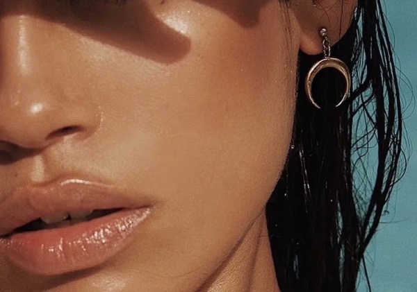 醜哭!唇周暗沉自救指南,做好這3件事讓你白回來 醜哭!唇周暗沉自救指南,做好這3件事讓你白回來