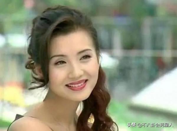 10位風情美人20年前後對比,有人臉垮了,有人優雅老去,變化太大 10位風情美人20年前後對比,有人臉垮了,有人優雅老去,變化太大