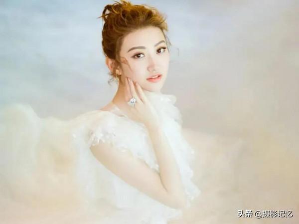 景甜：天質秀麗，喜歡