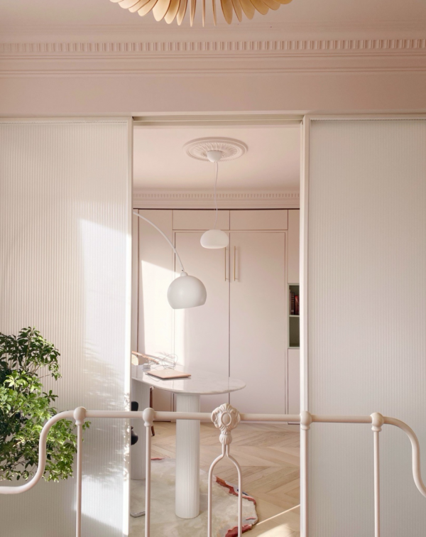 90後北京女孩的家太“哇塞”了！58W裝60m²，卻把一半面積給臥室