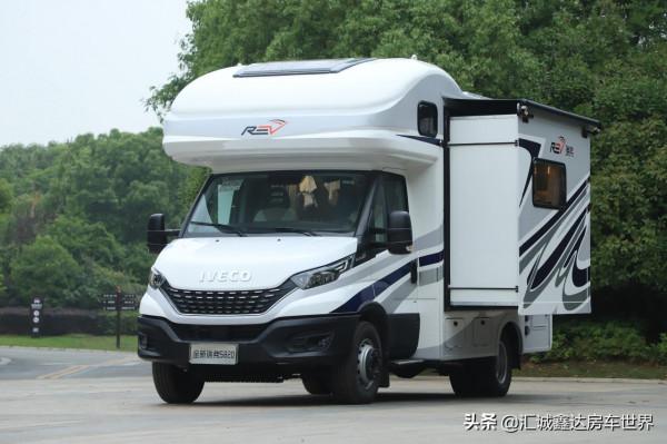 滿電用3天,配3.0T動力+自適應巡航和航空座椅,奇瑞豪華影院房車 滿電用3天,配3.0T動力+自適應巡航和航空座椅,奇瑞豪華影院房車