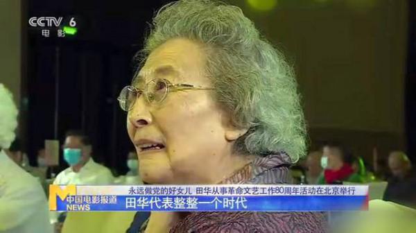 22位老藝術家近照,平均年齡近90,真正的年輕,不在臉上,在心裡 22位老藝術家近照,平均年齡近90,真正的年輕,不在臉上,在心裡