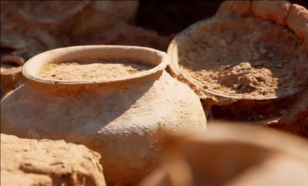 2016年江蘇挖出墓葬群，出土兩千年的鴨蛋，祖先的創造讓日韓學走