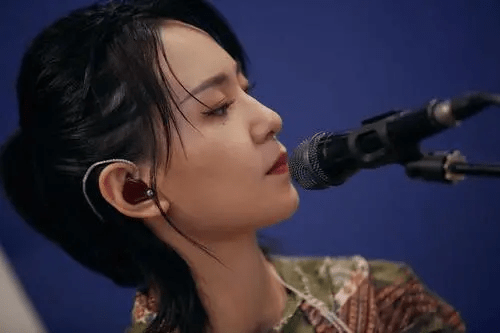 5位否認“整容”的女星，楊冪楊紫赫然在列，楊穎竟去了醫院鑑定