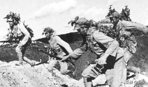 粟裕讓人抬棺材招搖過市,亂扔破衣爛帽,顧祝同果然上當 粟裕讓人抬棺材招搖過市,亂扔破衣爛帽,顧祝同果然上當