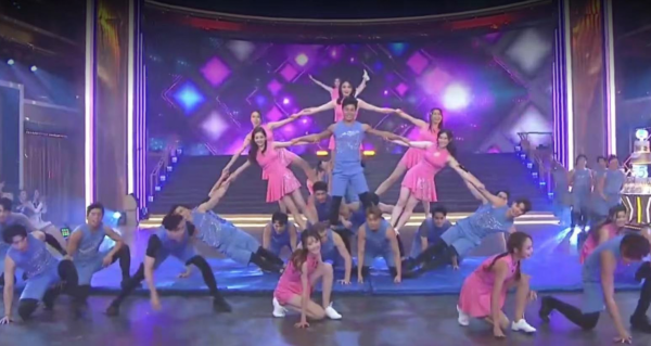 TVB臺慶人氣難回血！直播出事故觀眾叫苦，明星和空座互動顯尷尬