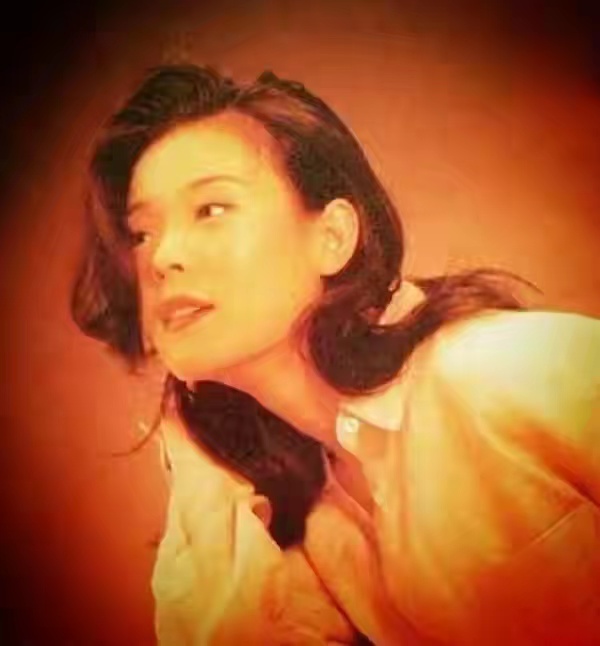 1999年，《說唱臉譜》謝津從23樓跳下，是備受打擊還是另有隱情？