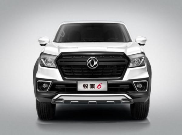 不愧是“巨無霸”銳騏6，長超5.3米配雙叉臂，比猛禽霸氣