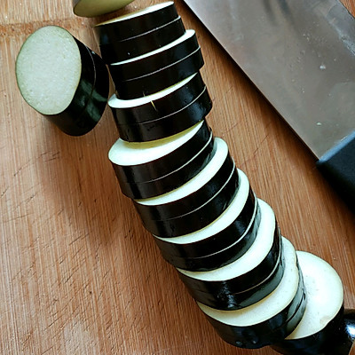 開胃解膩不需要油炸的茄夾，一盤可不夠