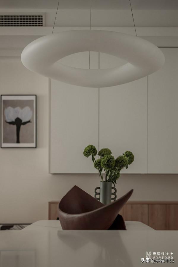 成都夫妻家中的高階場面:堅持沙發不靠牆,全屋寂靜風!太有品味 成都夫妻家中的高階場面:堅持沙發不靠牆,全屋寂靜風!太有品味