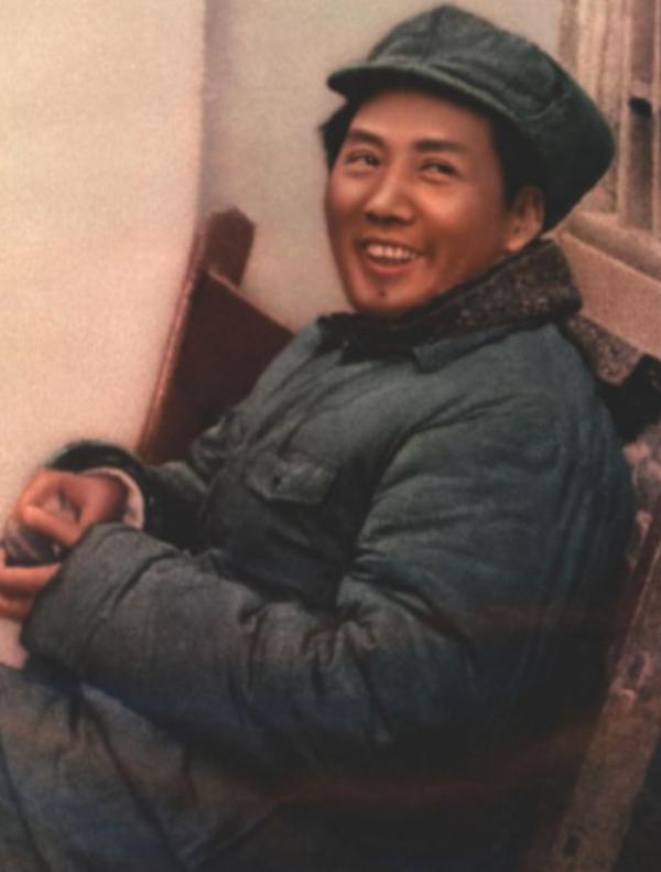 蔣介石讓陳布雷也寫《沁園春·雪》，想把毛澤東壓下去，結局如何