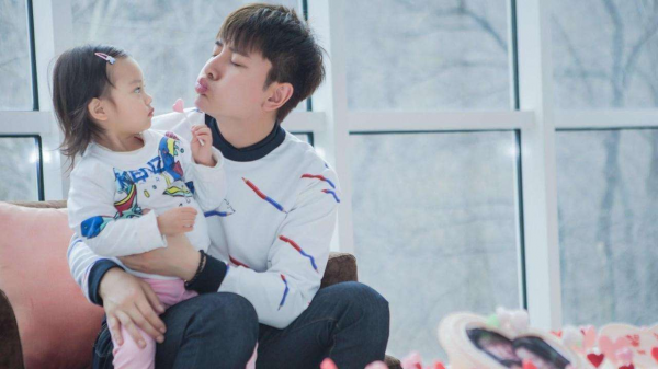 星二代虎年變化大：多多妝太濃、曹格女兒變辣妹，甜馨越長越像媽