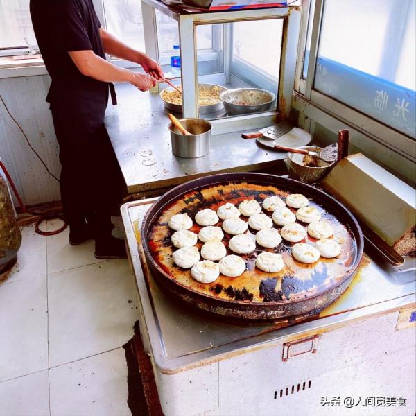 河北有2400年曆史的古鎮上，三代人賣一種小吃，電視臺搶著來採訪