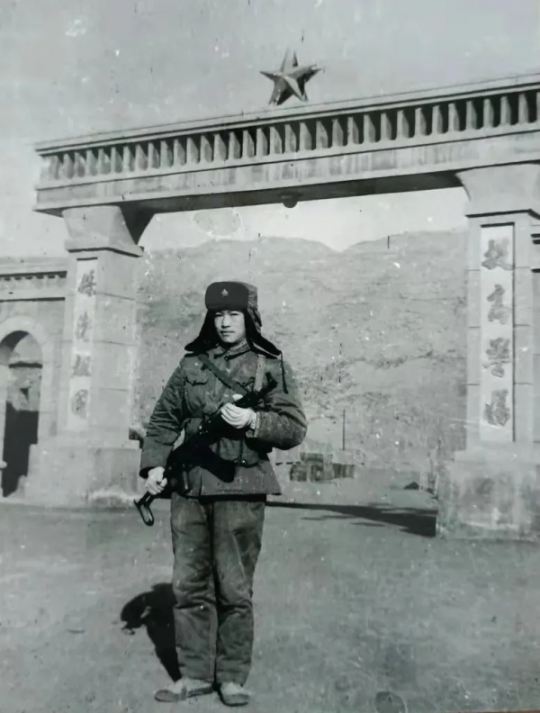 張進海：我在部隊提幹的前前後後