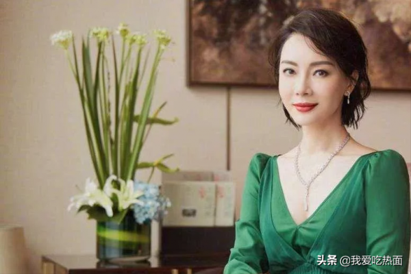 當39歲霍思燕撞上42歲陳數，終於見識到真正的女人味，簡直完美