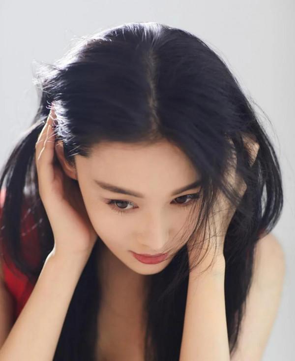 張馨予高畫質美照