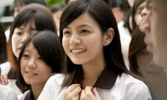 得罪誰都別得罪造型師!盤點那些影視裡出場辣眼睛的絕色美人 得罪誰都別得罪造型師!盤點那些影視裡出場辣眼睛的絕色美人