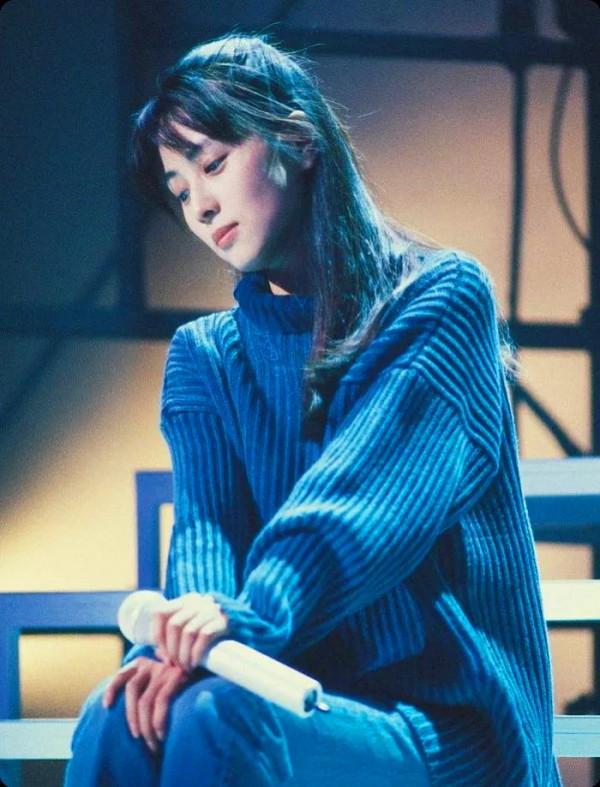 她永遠不知道她在中國有多火?BGM一響,就想起當年的熱血青春 她永遠不知道她在中國有多火?BGM一響,就想起當年的熱血青春