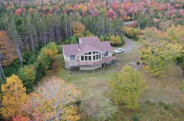 100萬能在加拿大各地買到怎樣的房子？