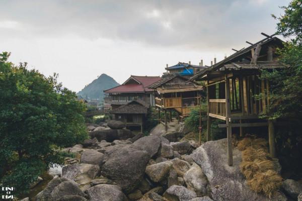 融水的石上人家，建在石頭上最特別的吊腳樓，再不來看就沒了