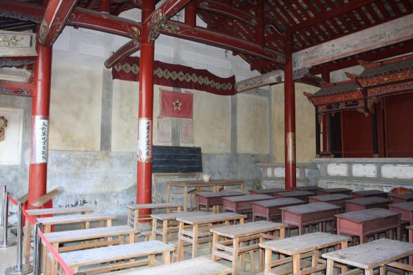 五尺港農民武裝的建立與繳槍霞渡潭和夜襲楓林八房祠