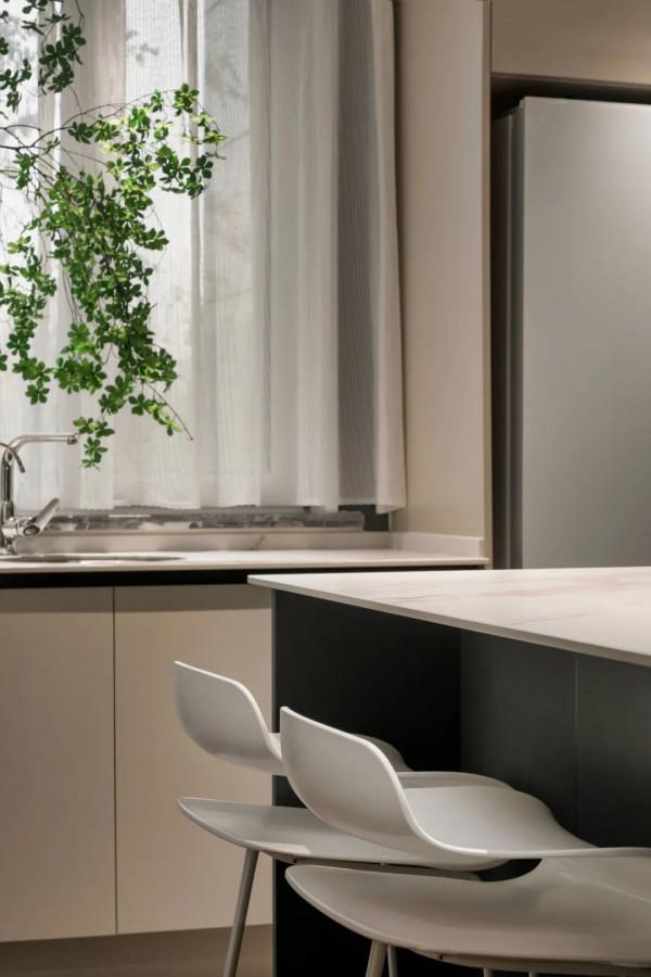 180㎡現代主義，安靜舒適的設計，令人輕鬆愜意