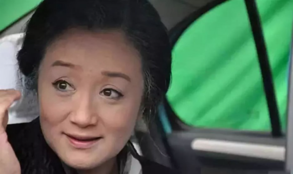 收視辣媽楊昆：演了31年配角，為何拖欠4.5萬物業費被告上法庭？