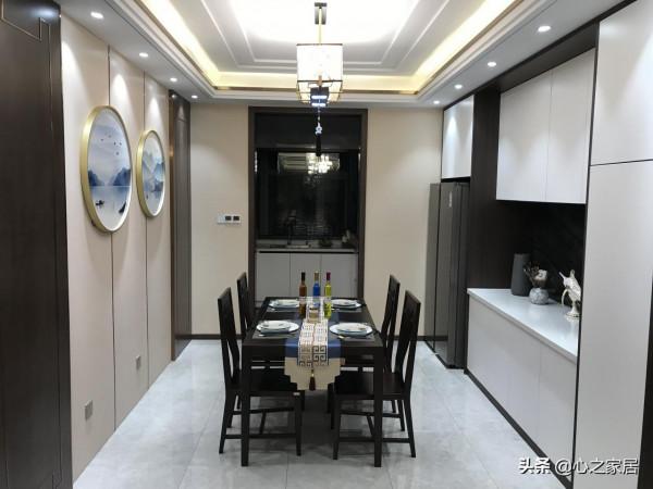 130㎡時尚復古風格的家居裝修,房門都是到頂設計,房子更顯大氣 130㎡時尚復古風格的家居裝修,房門都是到頂設計,房子更顯大氣