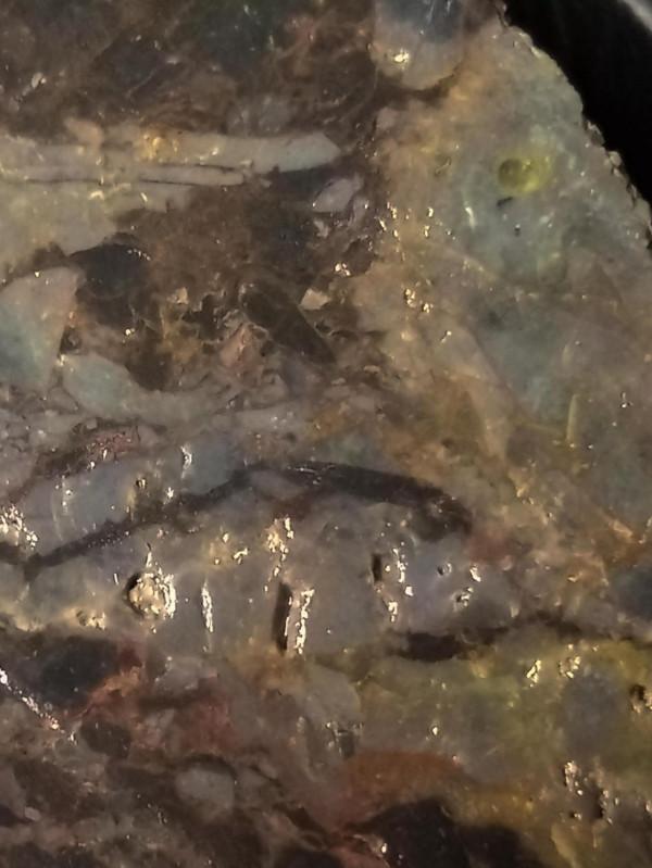 這個是什麼岩石？