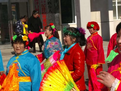 1958年,部隊領導去東北學習,看見糧倉管理員後哭喊：你居然還活著