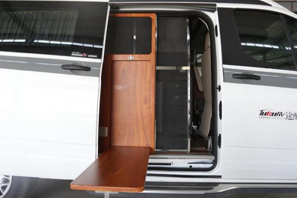 房車企業玩起設計來有多硬核，途酷房車神行者F328U來告訴你