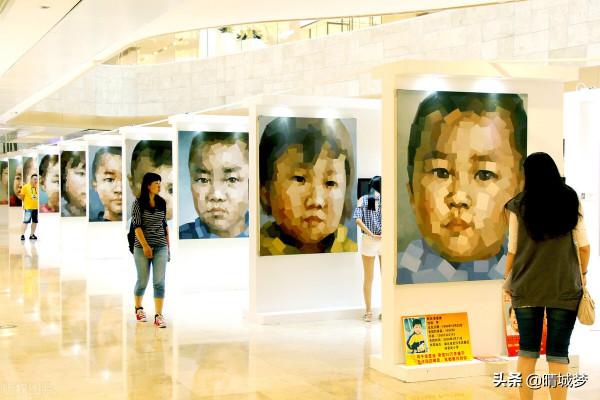 他救了別人的女兒，自己的女兒卻被人販子搶走！（身邊故事）