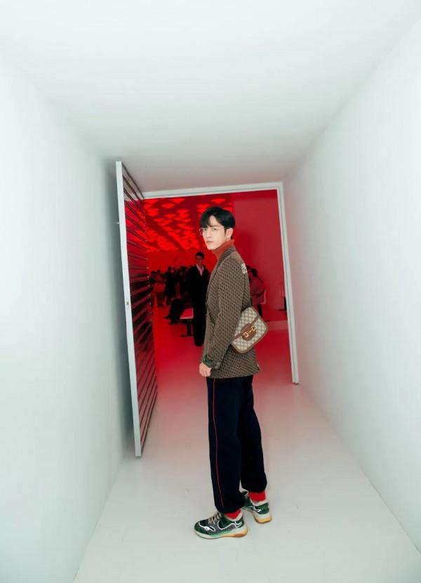 肖戰2020米蘭春夏時裝秀官博圖合集