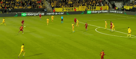 歐聯-巴薩1-1客平十人法蘭克福 費蘭-託雷斯扳平 歐協-羅馬再負苦主