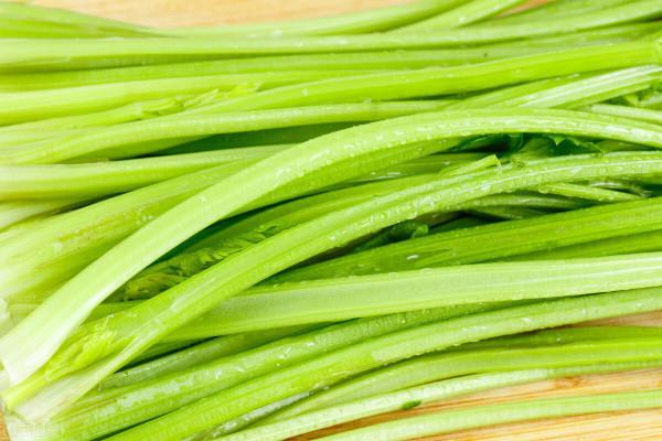 這3道常見的菜低卡低熱量，清腸刮油好幫手，每天至少吃一次