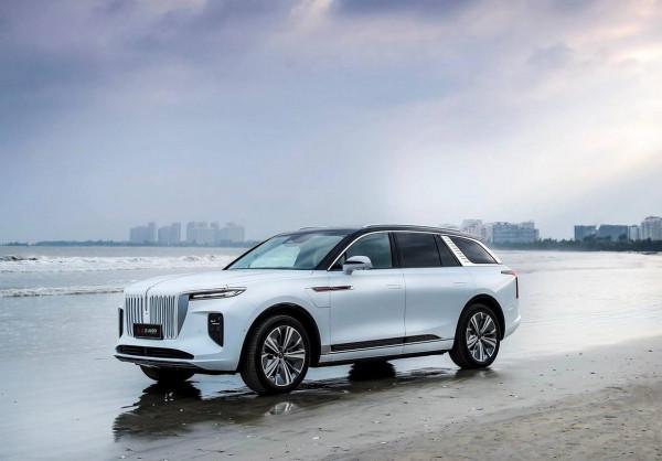 國產純電動汽車續航排行榜前十名，其中三款續航突破1000公里