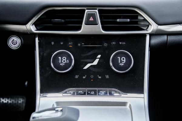 大空間之外的小樂趣 場地試駕星途凌雲