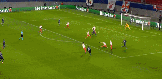 1-2！歐冠亞軍爆冷落敗，大將暴力犯規染紅離場，輸球又輸人