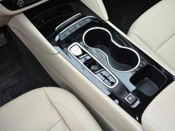 家用轎車如何選?別克君威和斯柯達速派,雙車對比 家用轎車如何選?別克君威和斯柯達速派,雙車對比