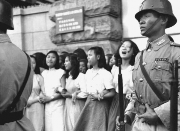 1948年，陳布雷在家中服藥自盡，兒子陳礫為何沒有參加追悼會？