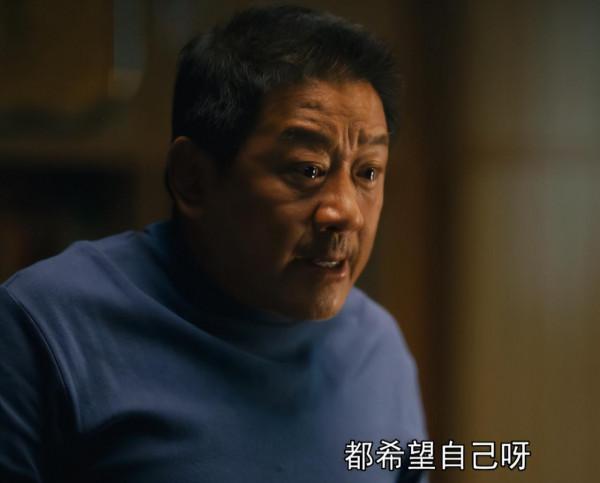 給過去一年“演技最好的10位老戲骨”排名，李幼斌第6，丁勇岱第2