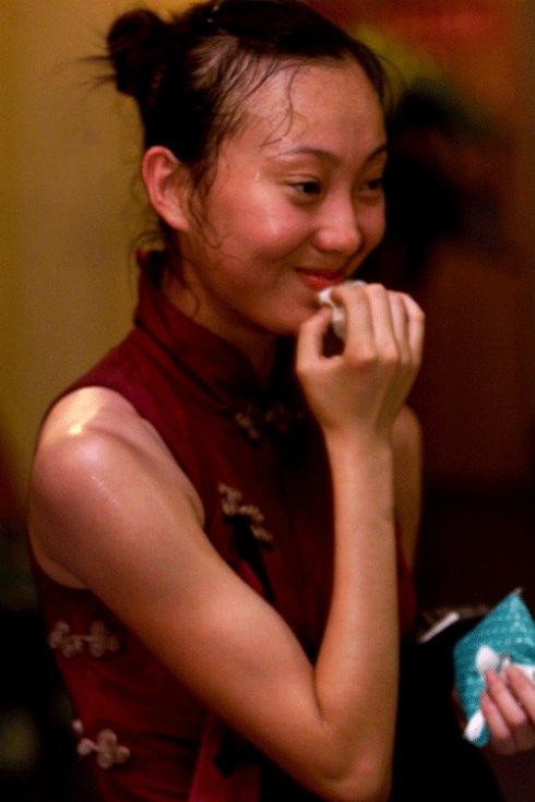 奧運會前夕摔成殘疾,張藝謀稱其英雄,卻被網友說是“現世報”? 奧運會前夕摔成殘疾,張藝謀稱其英雄,卻被網友說是“現世報”?