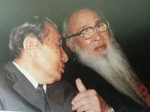 忠奴張群：為蔣介石效力64年，100歲時被人揪住醜事罵得不敢吭聲