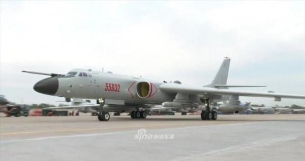 殲-16D無偵8相繼亮相航展 只差轟20助陣 我們到底還有多少黑科技 殲-16D無偵8相繼亮相航展 只差轟20助陣 我們到底還有多少黑科技