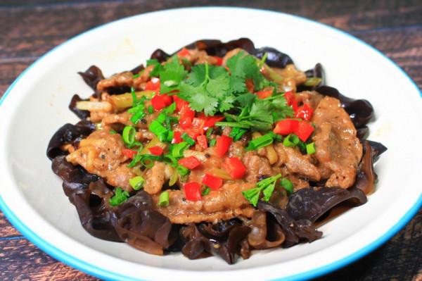 冬天，不管有錢沒錢，女人要多吃7種“高鐵”食物，氣色好顯年輕