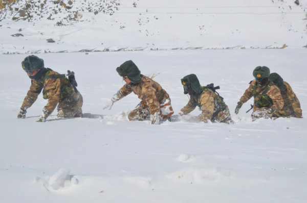 老邊防的年，並不可憐